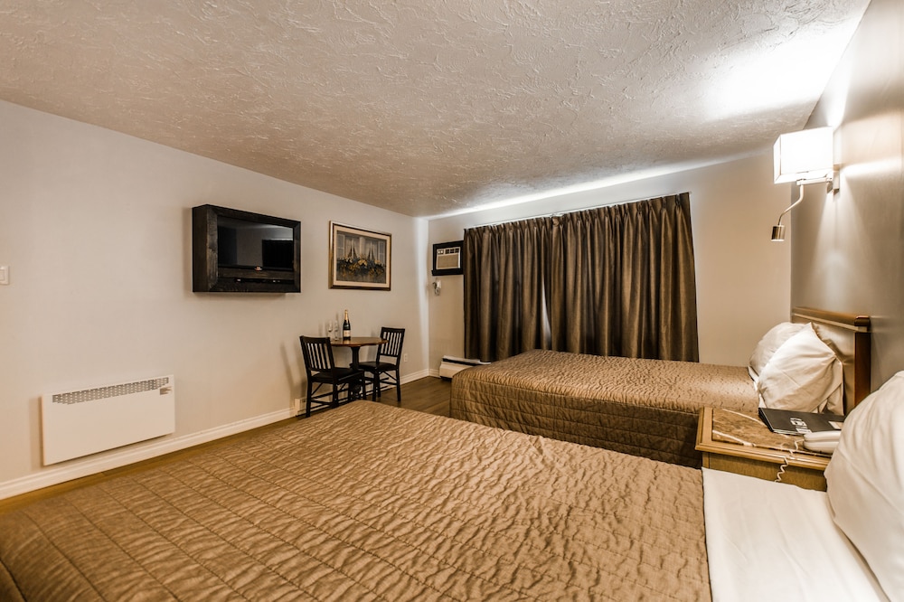 Olux Hotel Motel Suites 31/71