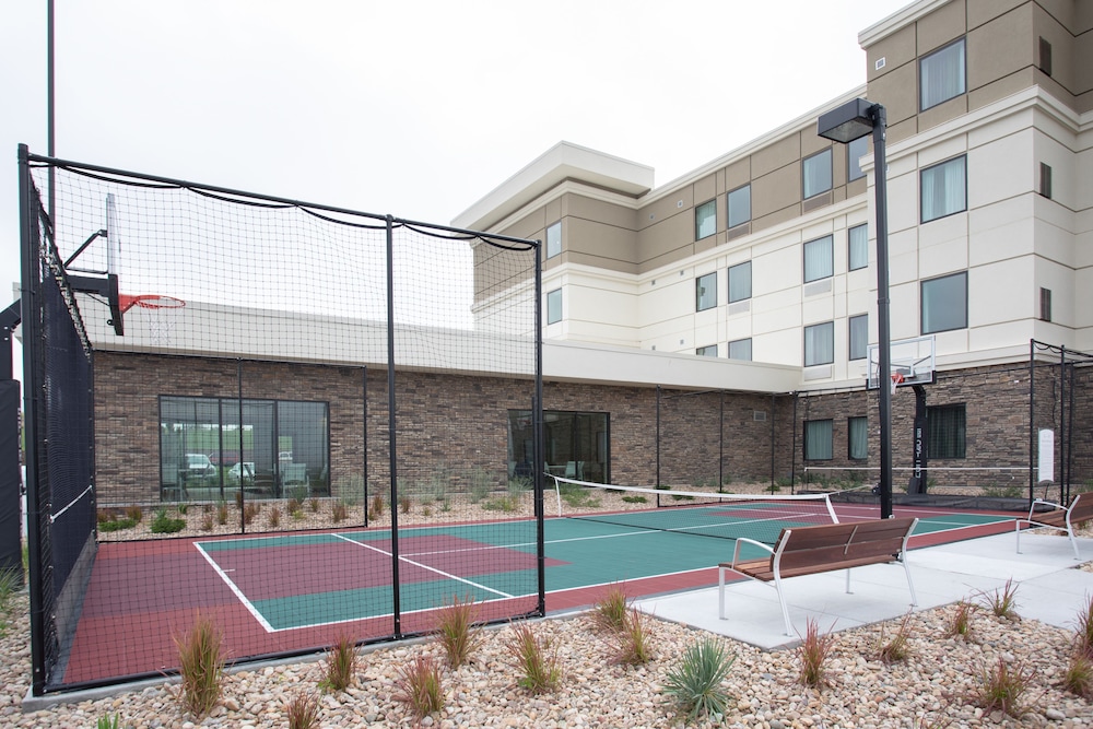 STAYBRIDGE SUITES DENVER SOUTH - HIGHLANDS RANCH 3/47
