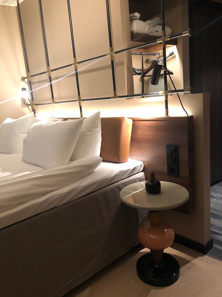 Clarion Hotel Winn 26/46
