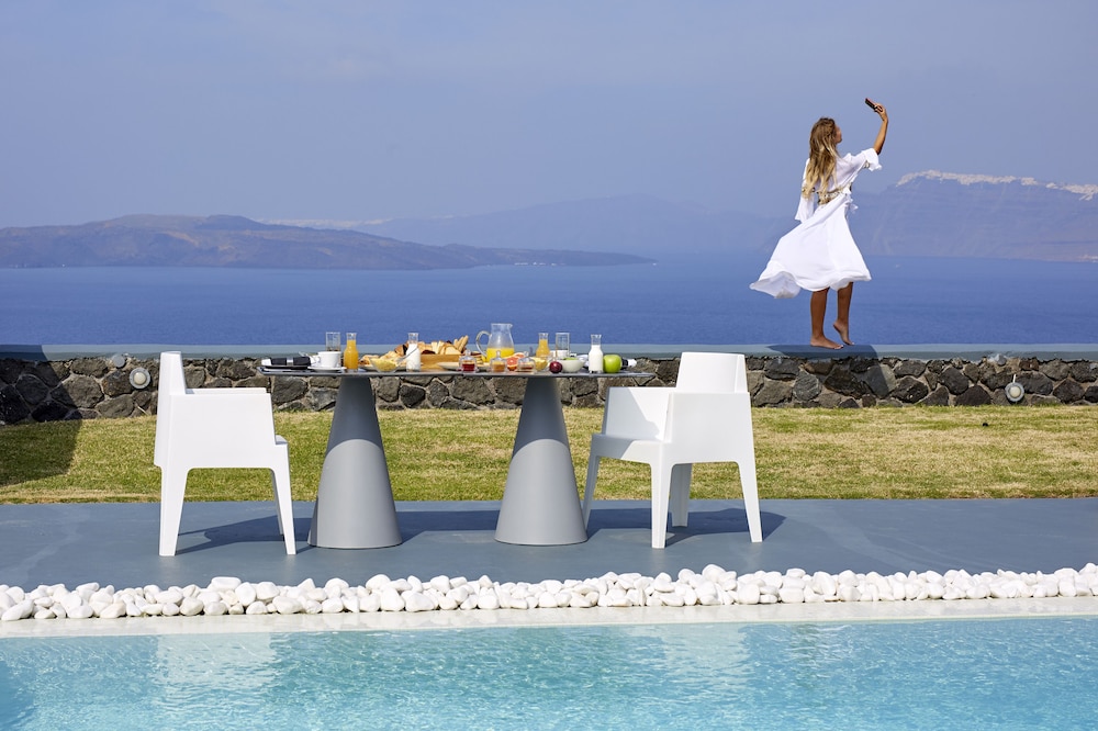 Santorini Princess Presidential Suites 46/50