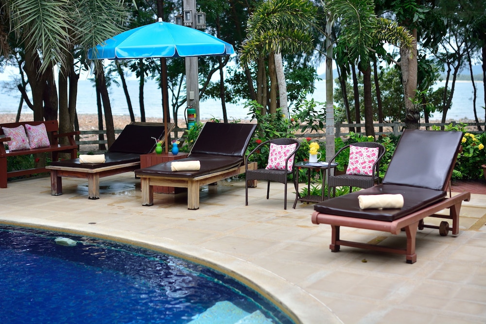 ROCKY POINT RESORT 13/62
