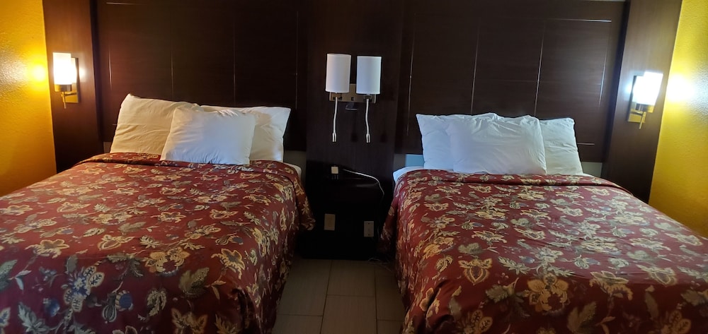 Rodeway Inn & Suites Houston near Medical Center 10/32