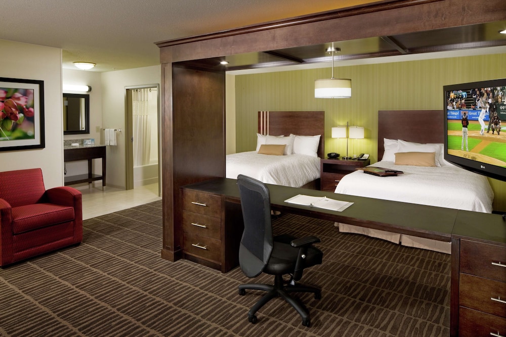 Hampton Inn And Suites Saginaw 20/45