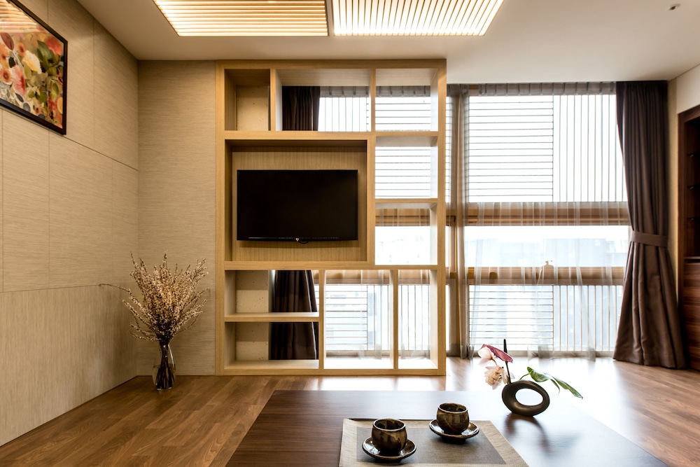 Gloucester Hotel Incheon 36/60