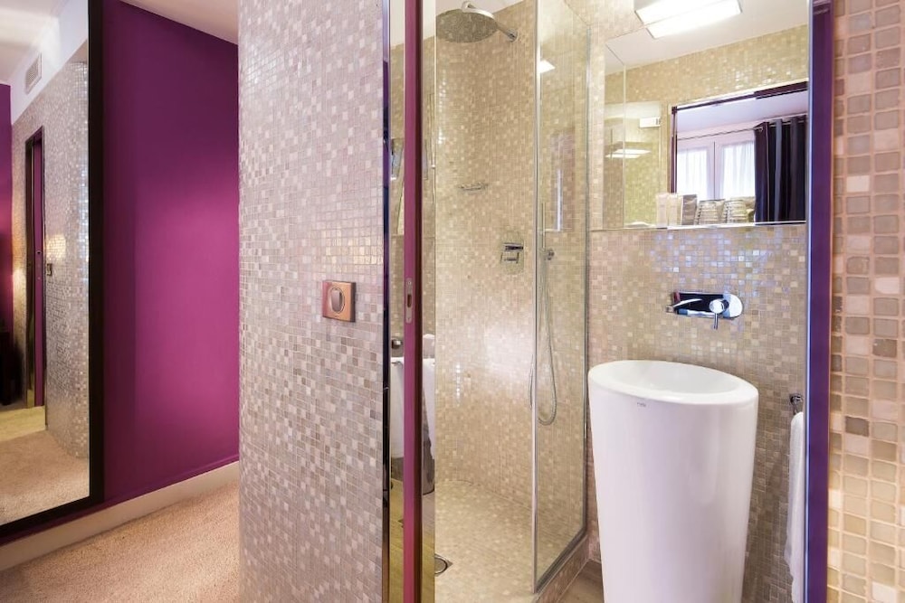 HOTEL SOPHIE GERMAIN 47/50