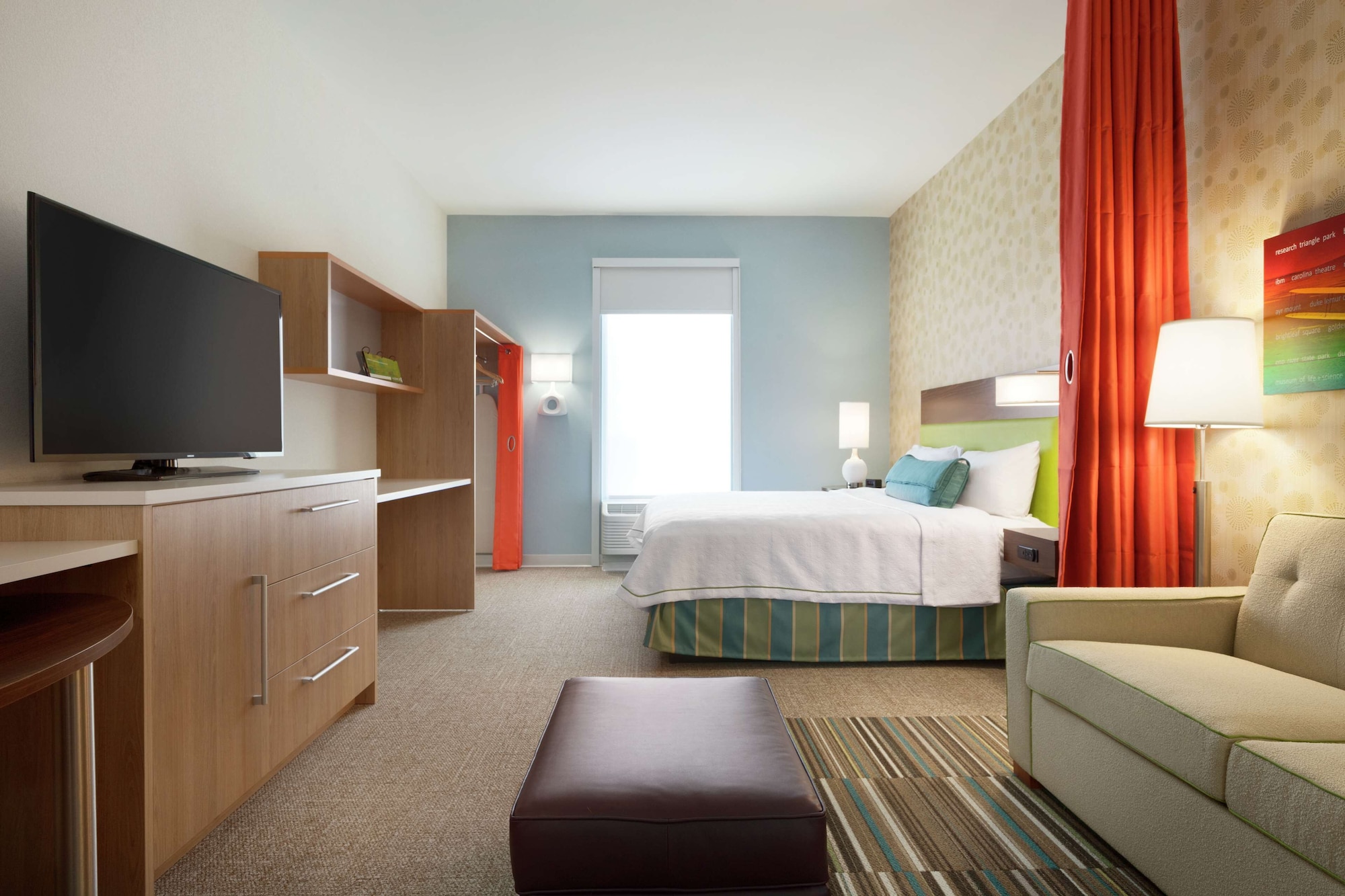 STUDIO, SUITE, KING BED