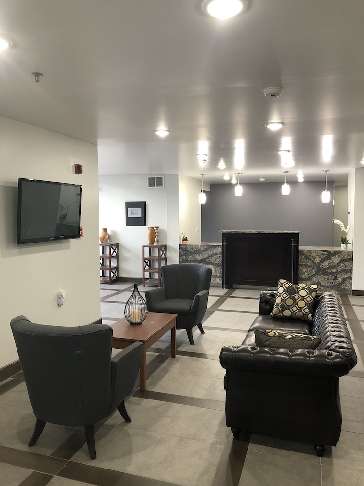 Quality Inn and Suites Watertown Fort Drum 30/50