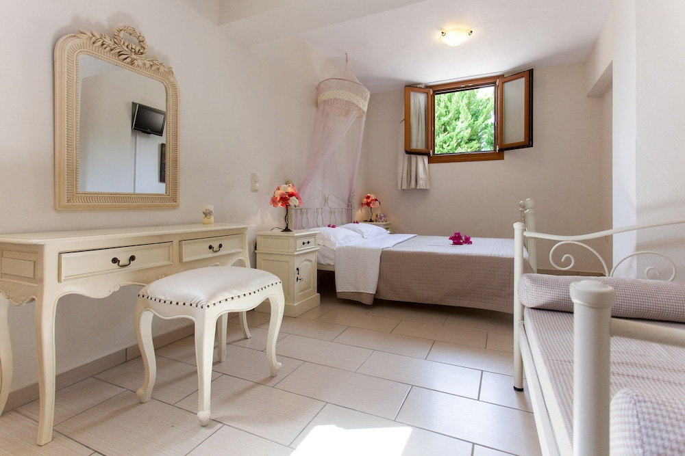 Alyko Villas 26/47