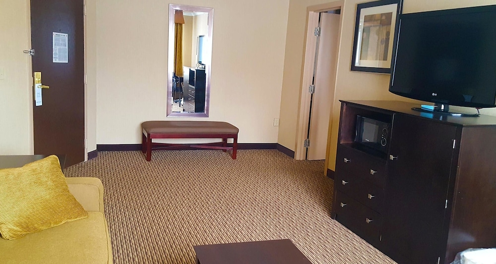 Best Western Watertown Fort Drum 9/55