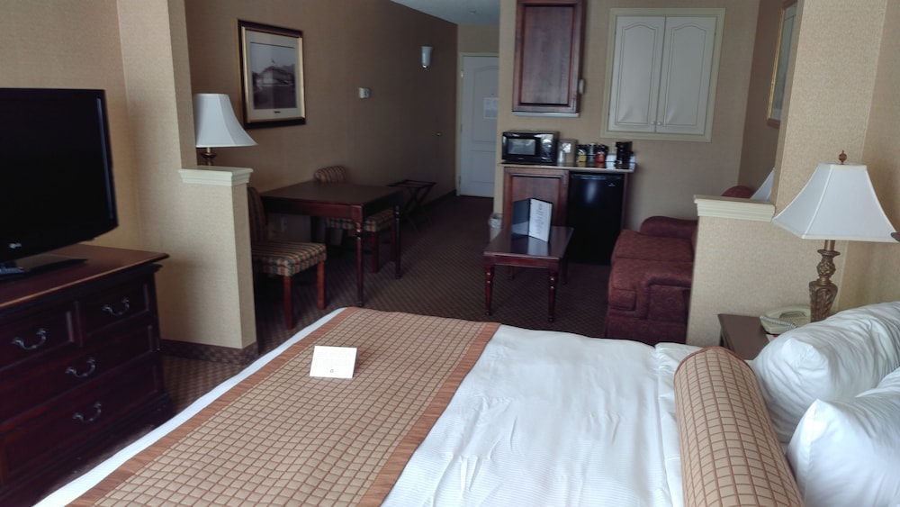 Fort William Henry Hotel and Conference Center 28/67
