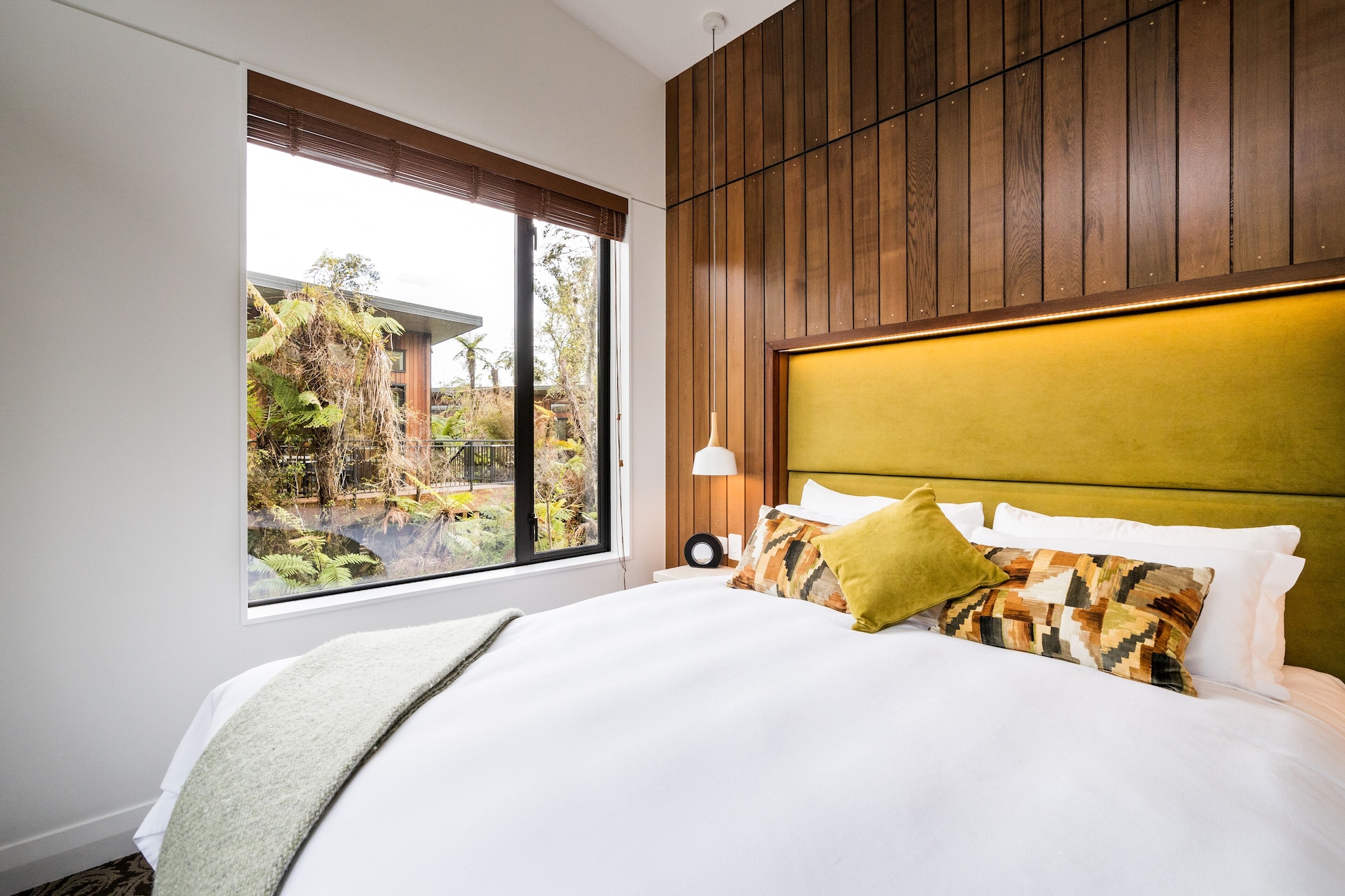 Tree Hut, Deluxe, King Bed