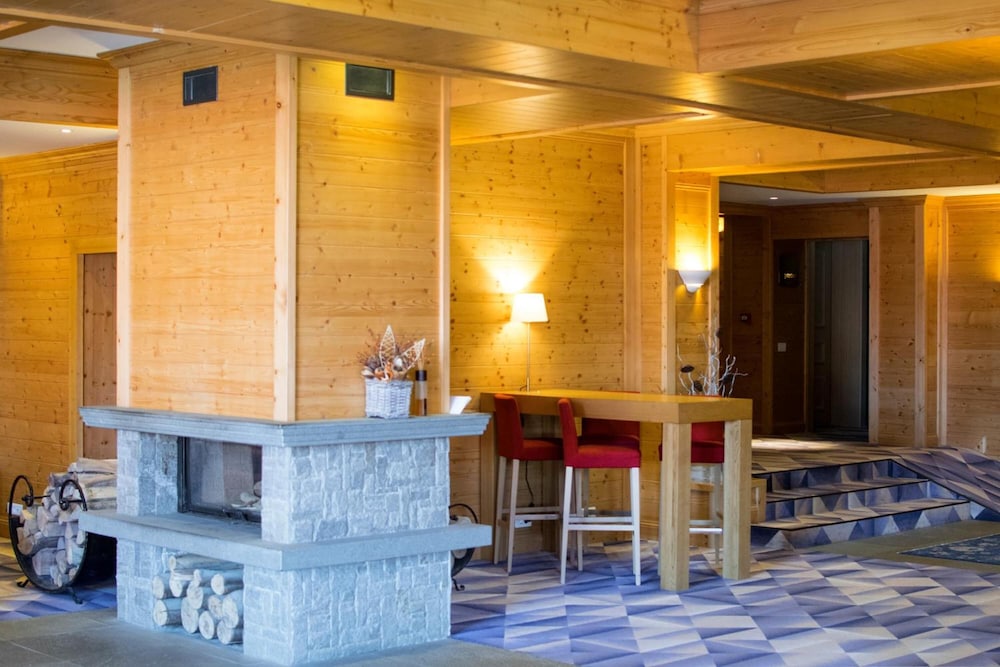 Lobby at Ana Hotels Bradul Poiana Brasov, BRASOV