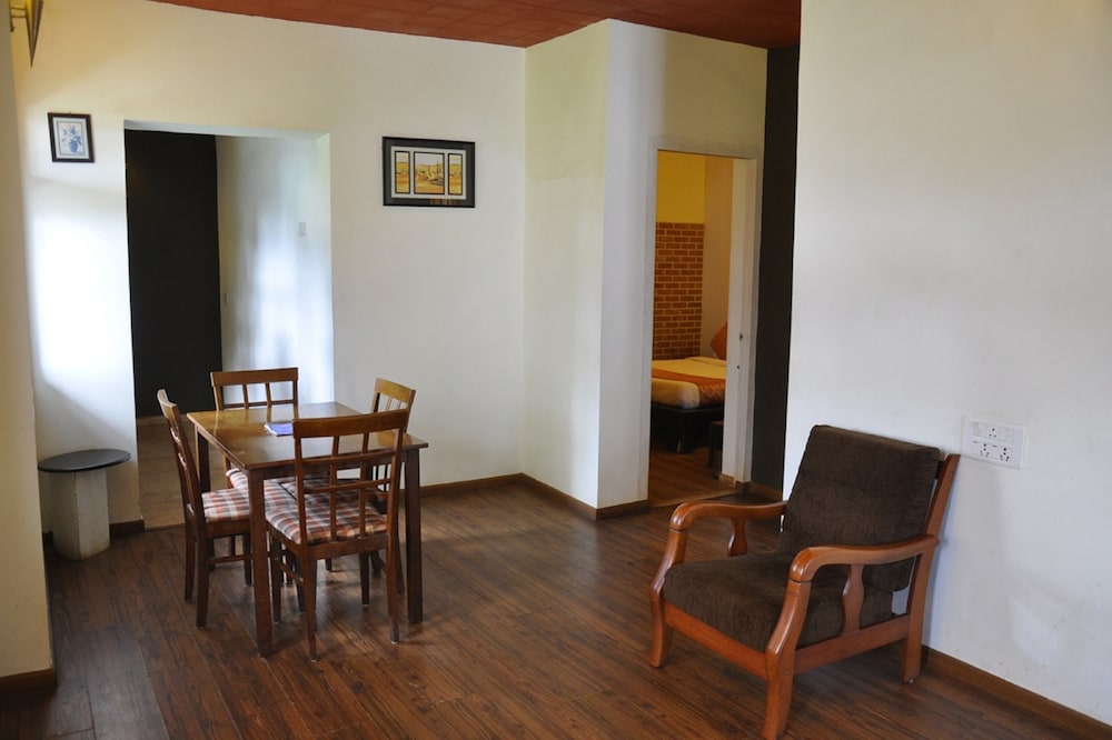 Sabol Holiday Resorts 14/30