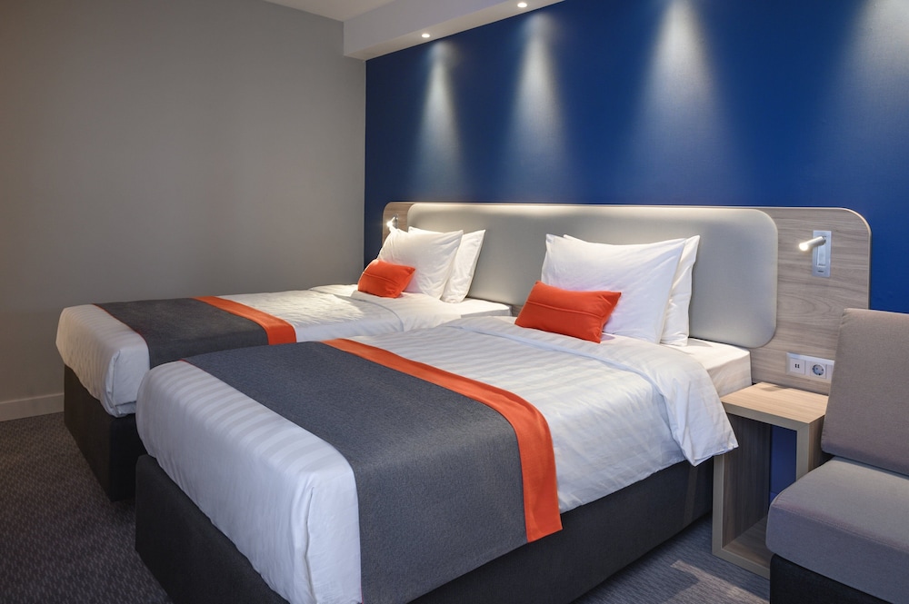 Holiday Inn Express - Almaty, an IHG Hotel 15/47
