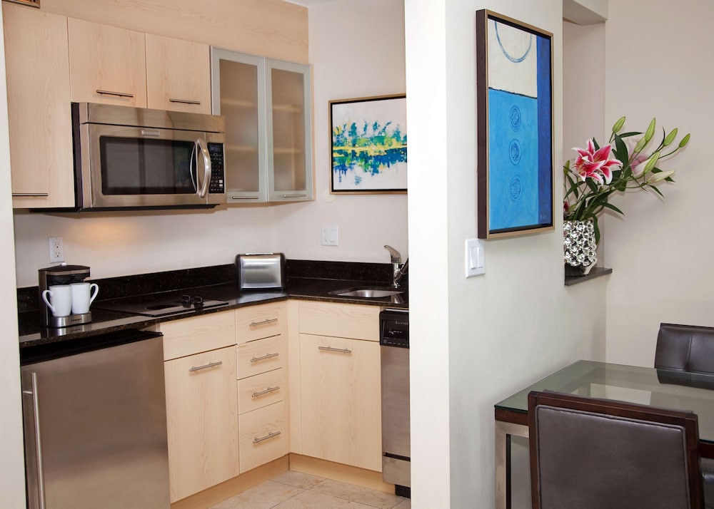 GALLERYone - a DoubleTree Suites by Hilton Hotel 15/81