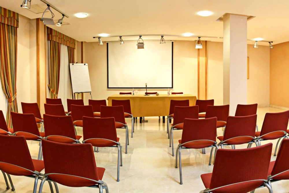 Hotel Sercotel Tres Luces 57/62
