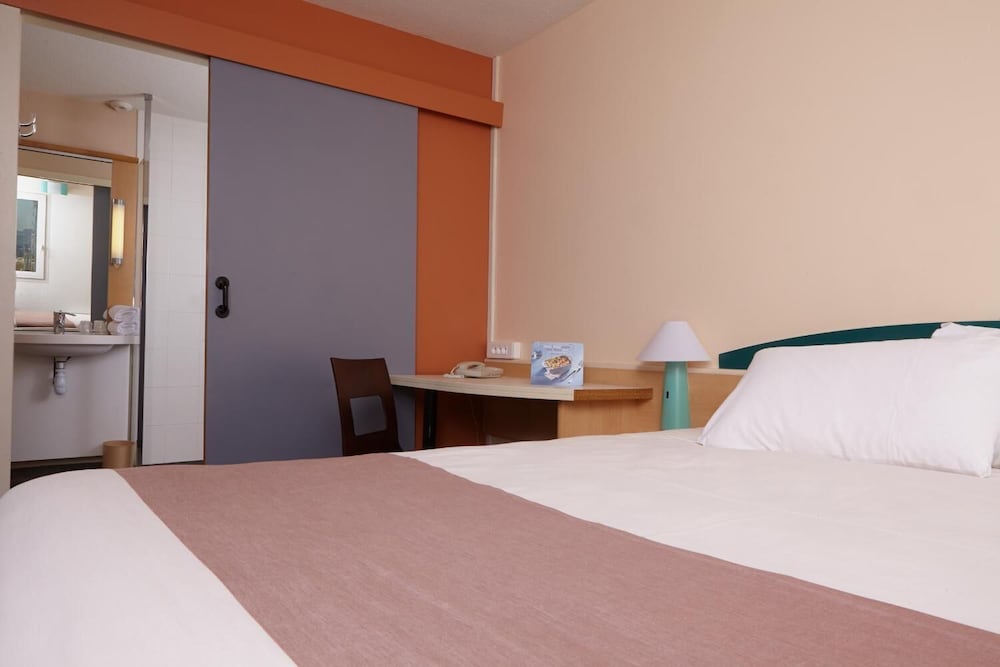 ibis Styles Saint Etienne Gare Chateaucreux 10/65