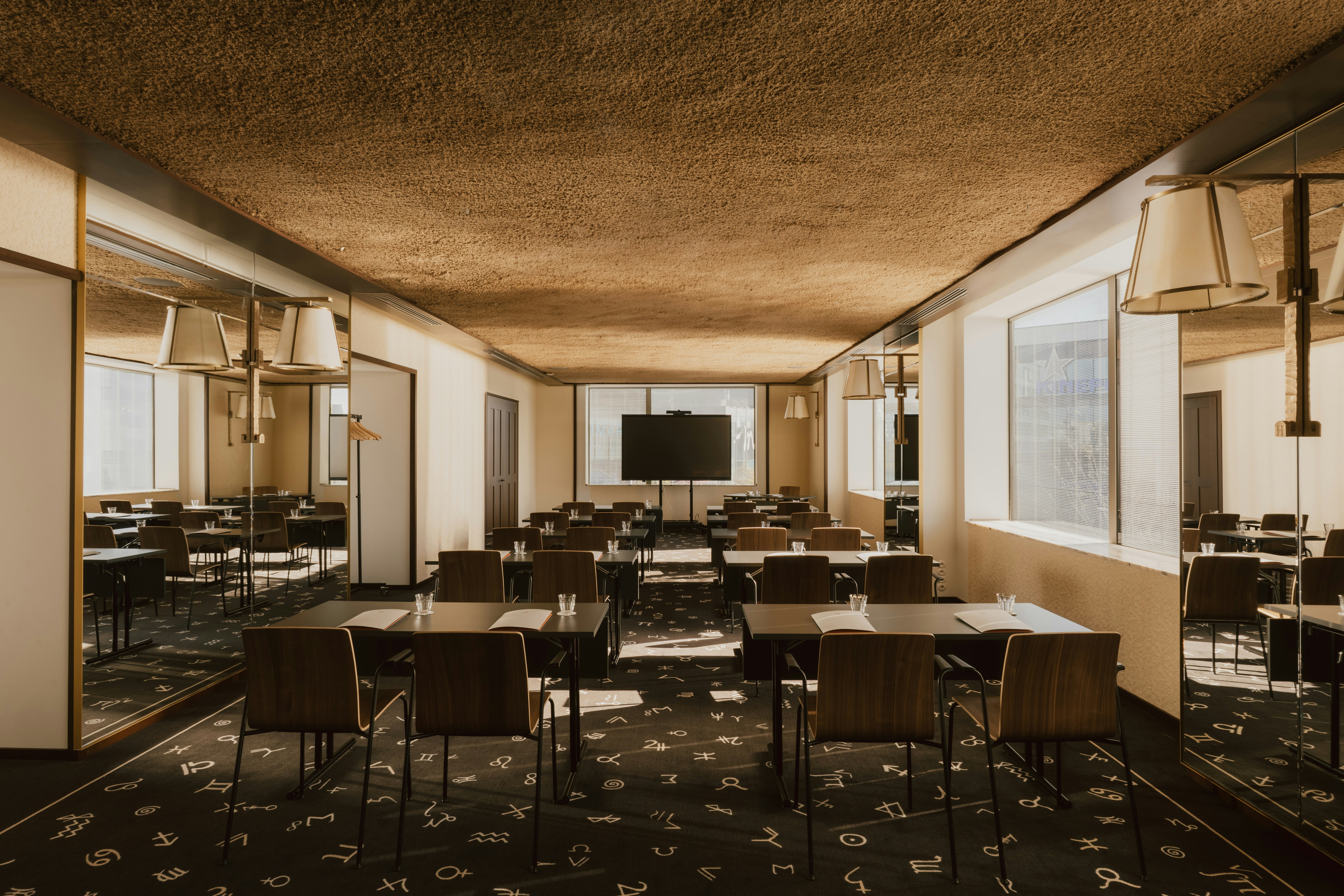 Maison Heler Metz, Curio Collection by Hilton 22/22