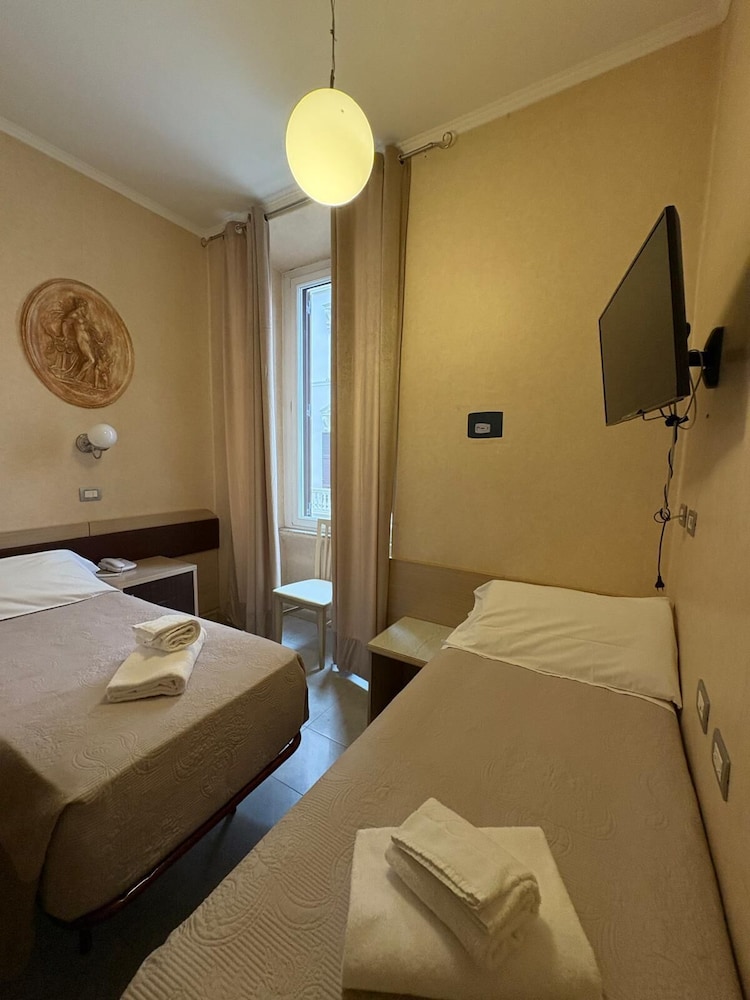 Elide Hotel 19/49