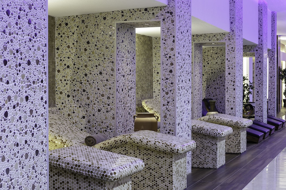 Dilek Kaya Hotel Special Class 69/71