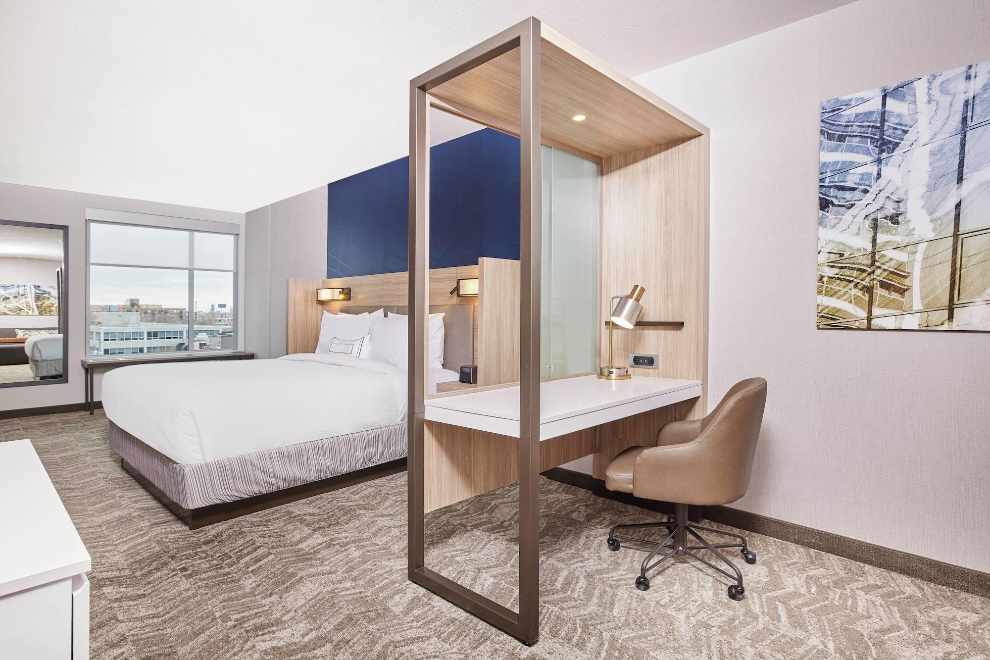 Suite, Multiple Beds
