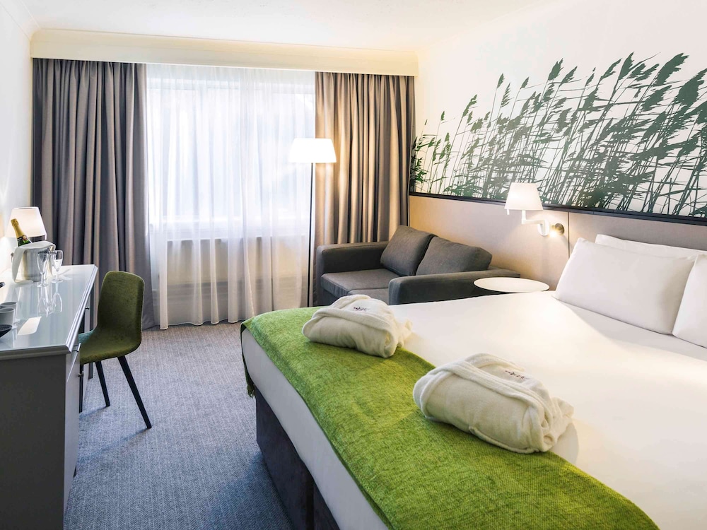 Mercure Daventry Court Hotel 11/79