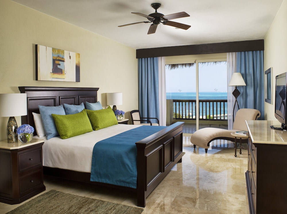 2 BEDROOMS, OCEAN FRONT