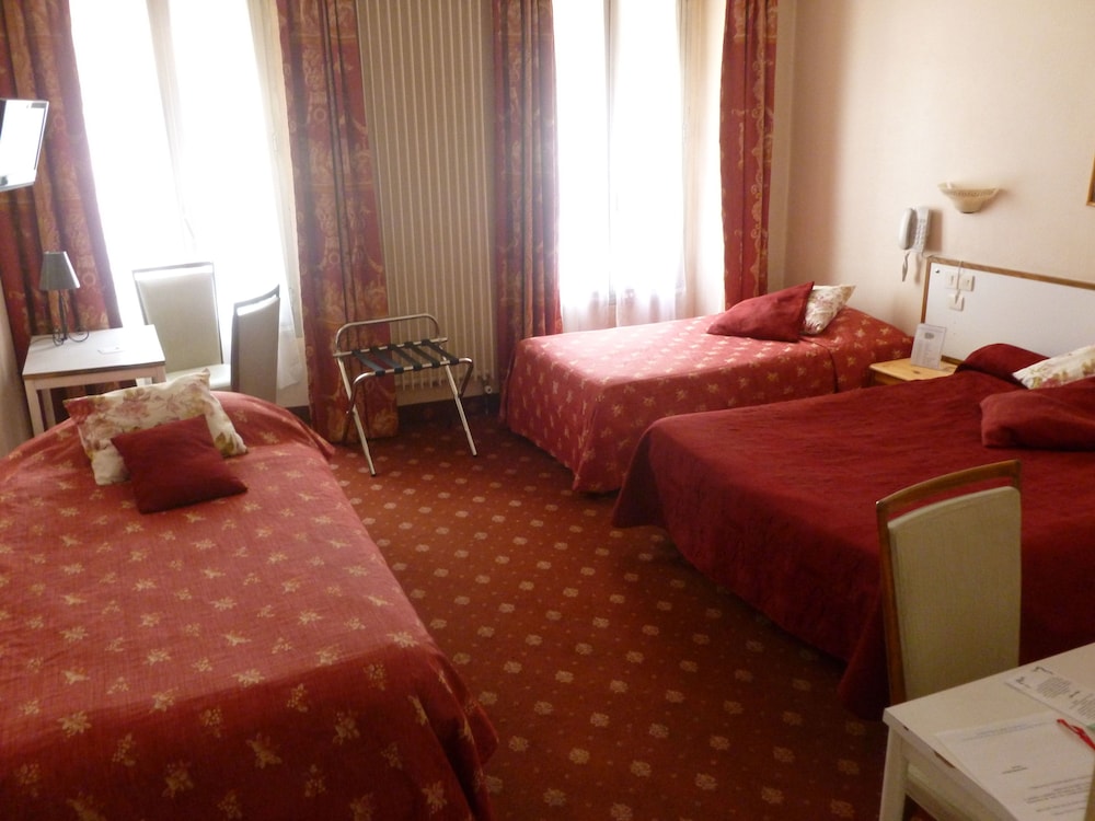 Hotel Le Clos D Alesia 11/26