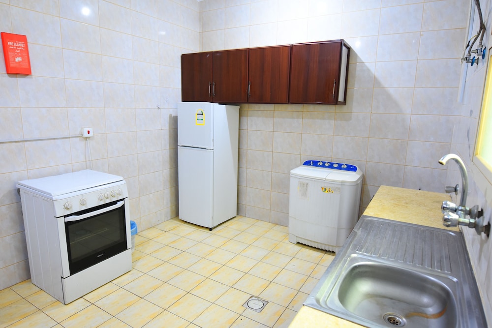 العييري للشقق المفروشة حائل 3(Al Eairy Furnished Apartments Hail 3) 24/24