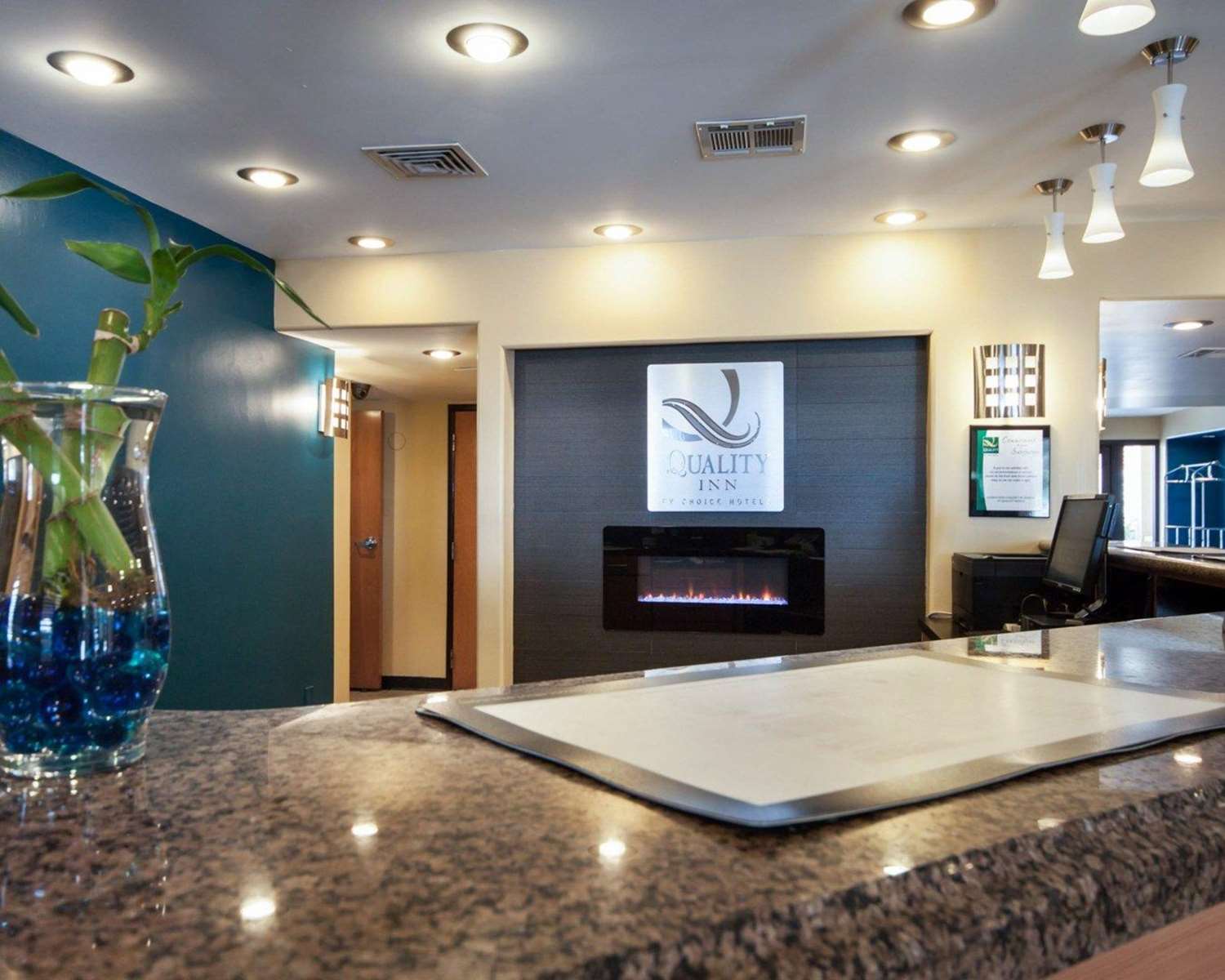 Quality Inn Airport East El Paso 9/49