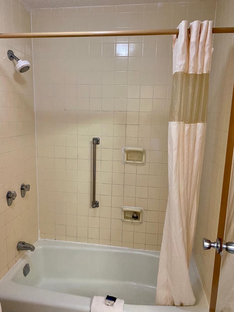 Motel6 Marianna, FL 57/60