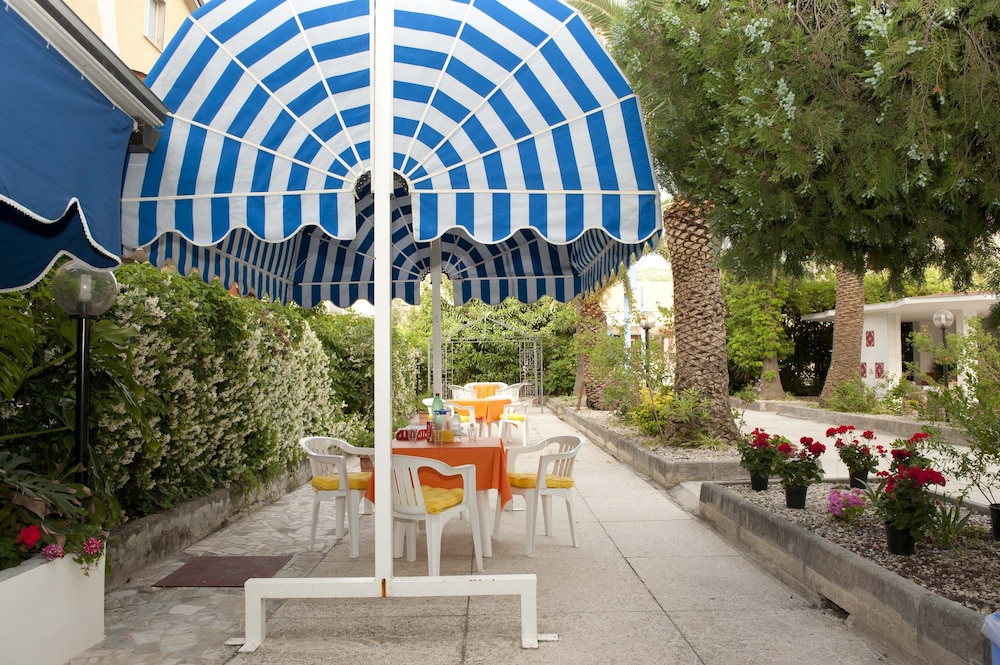Hotel Venere 28/36