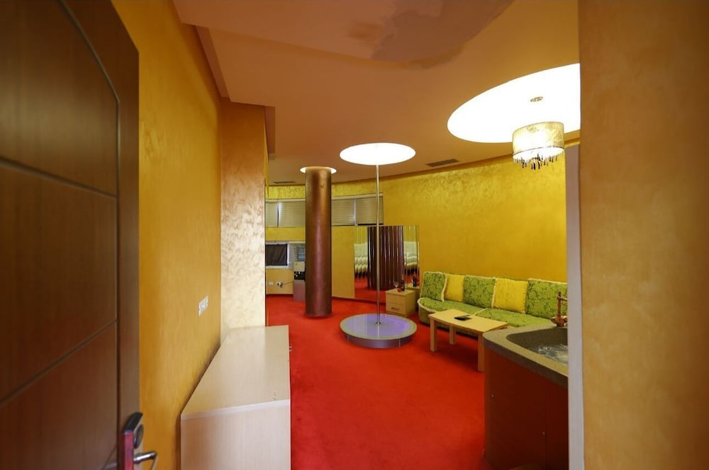 Hotel Gjuta 26/28