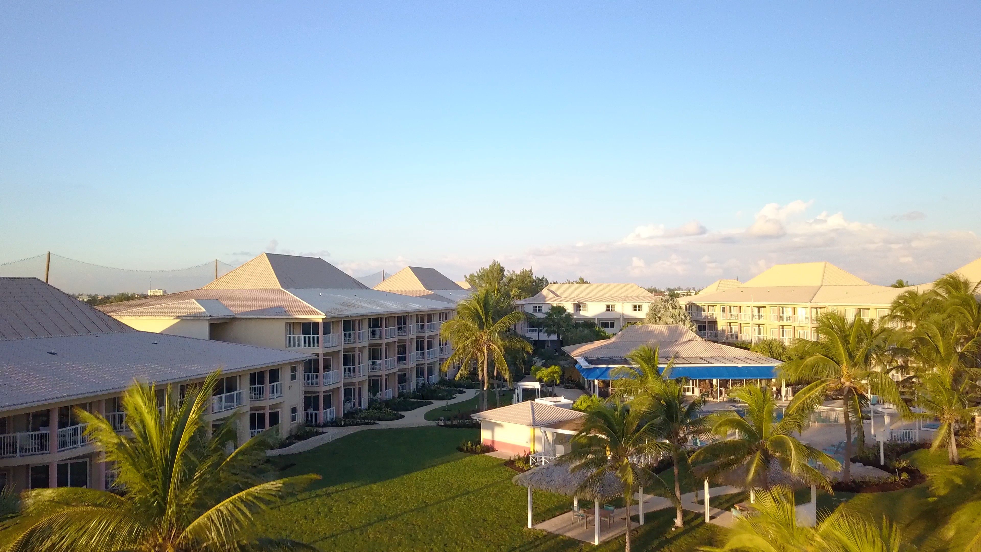 Holiday Inn Resort Grand Cayman, an IHG Hotel 4/78