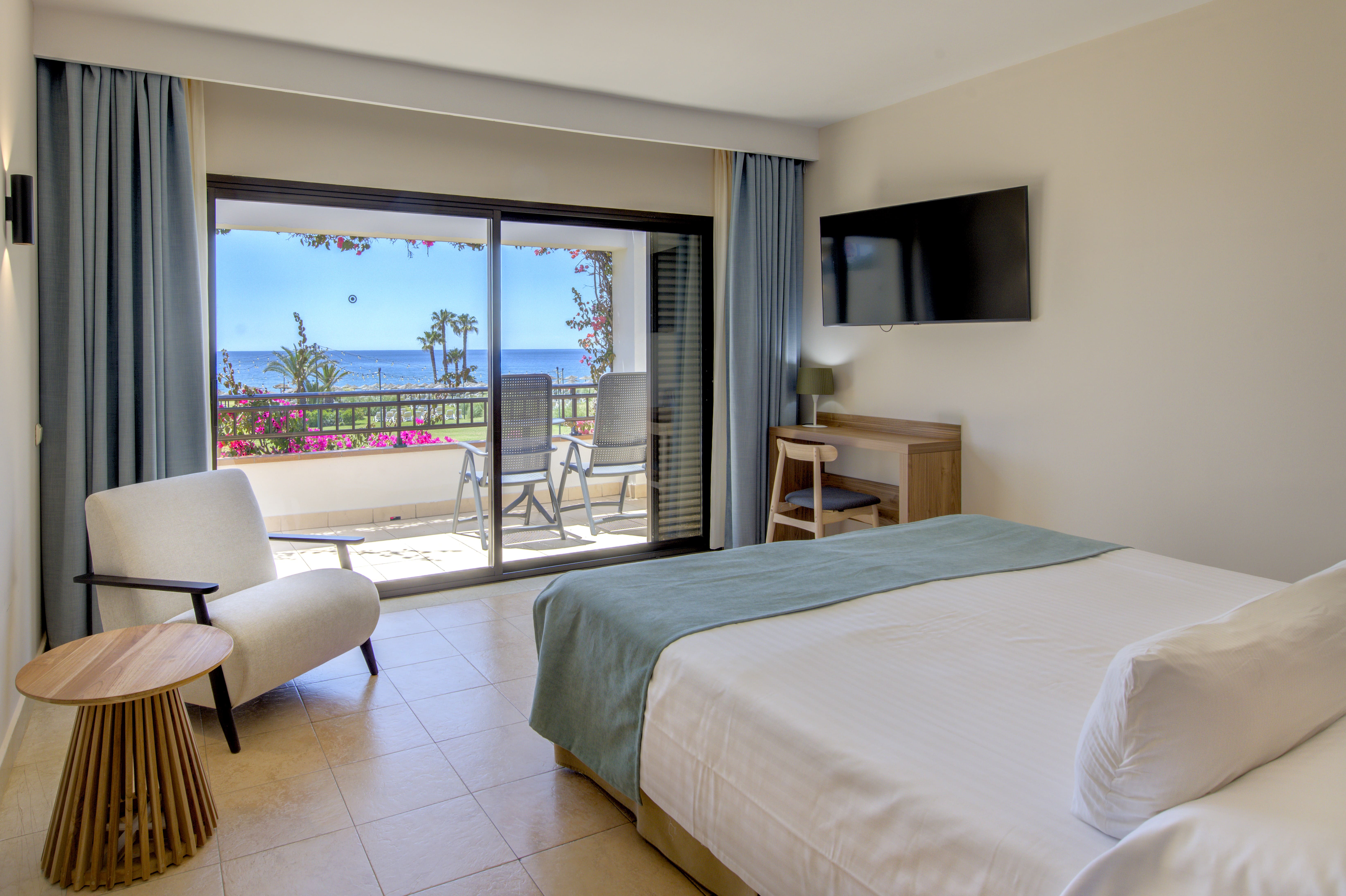 Room, Double Bed, Sea Front