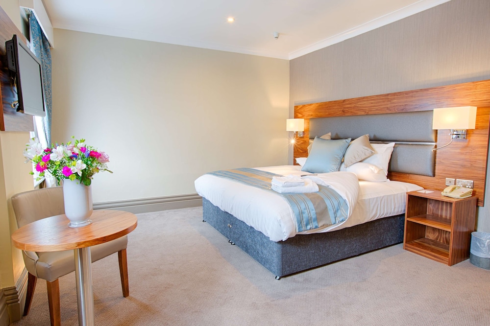Best Western Chilworth Manor Hotel 12/53