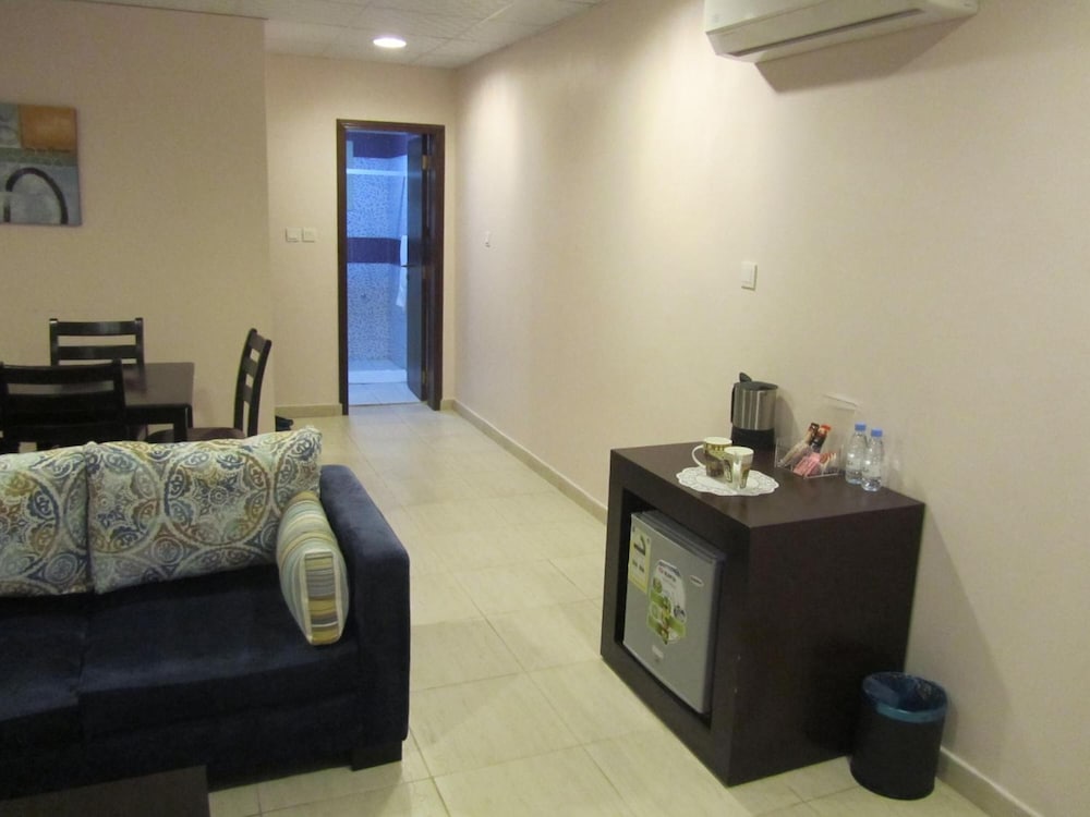 فندق جي دبليو إن(Jw Inn Hotel) 27/35