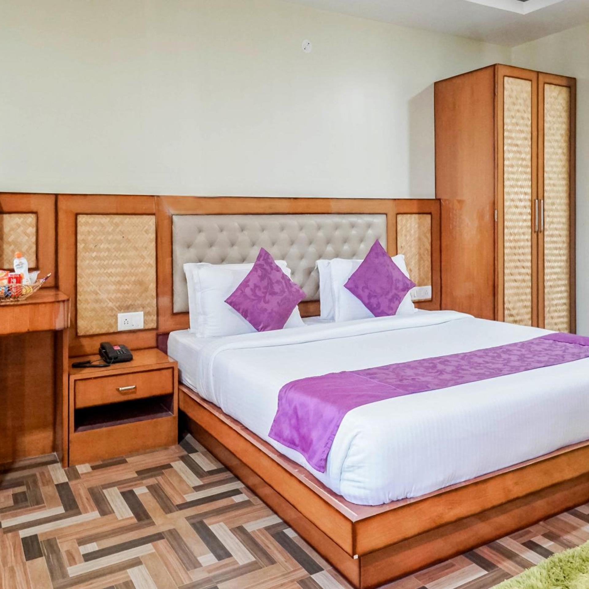 Pemaling Lords Eco Inn Guwahati 21/53