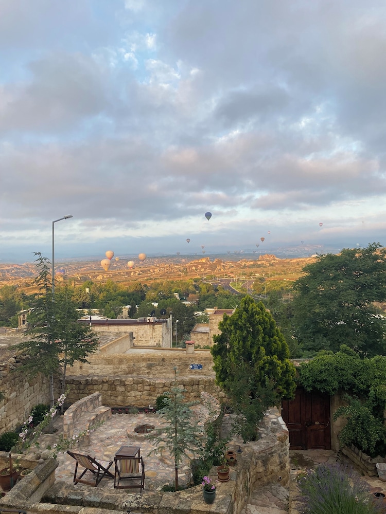 4 Oda Cave Hotel 44/50