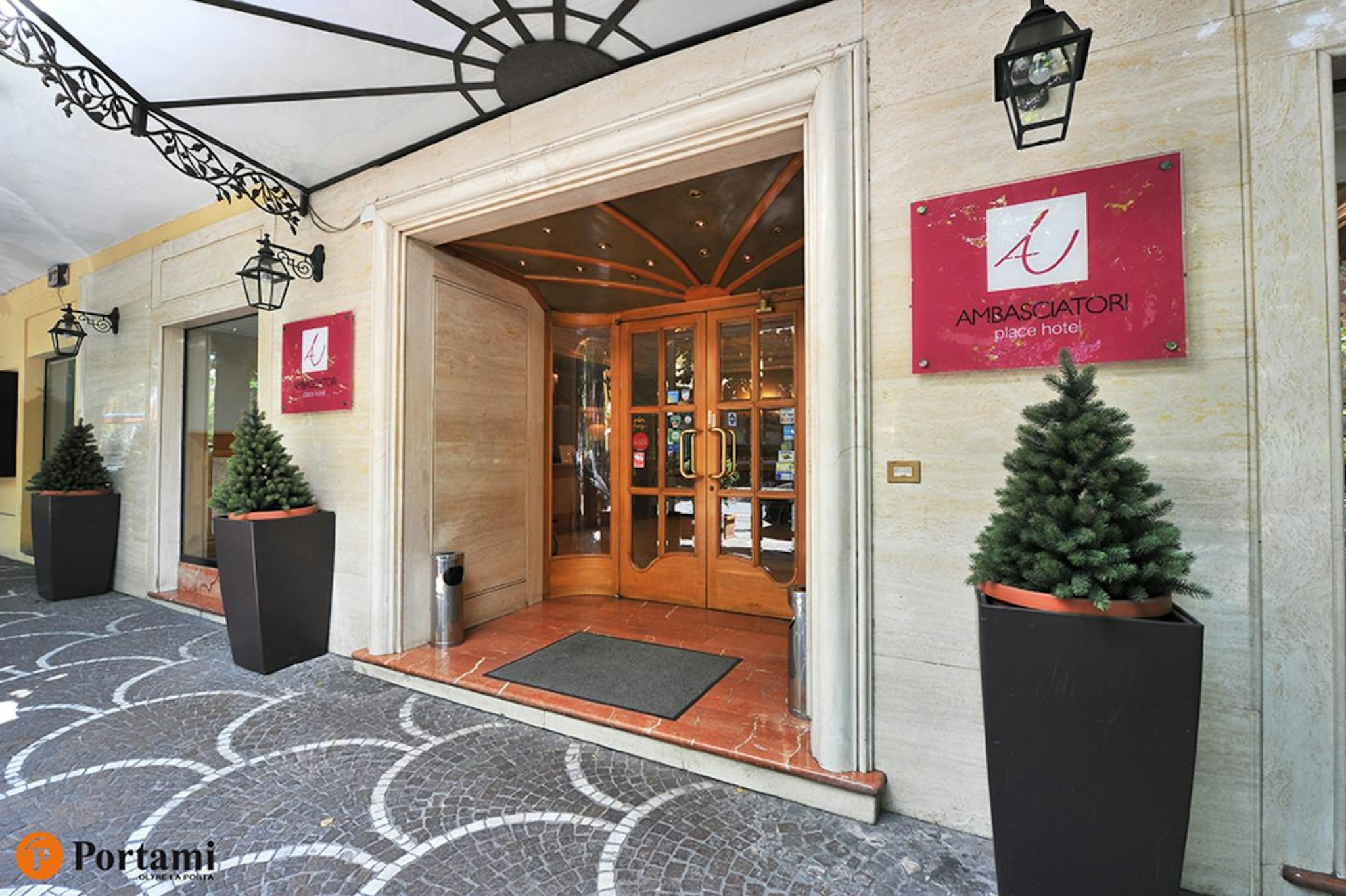 Ambasciatori Place Hotel 4/42