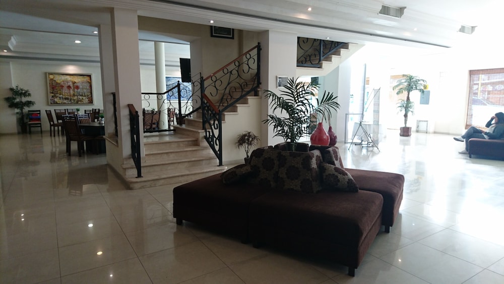 Hotel Savoy Express 40/47