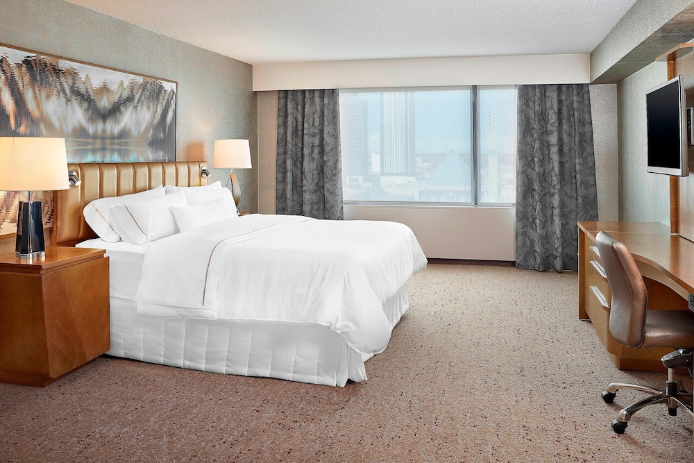 Westin Edmonton 12/40