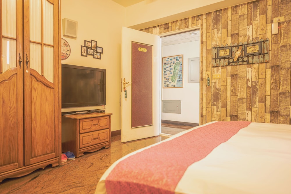 Shih Liang Hotel 30/50
