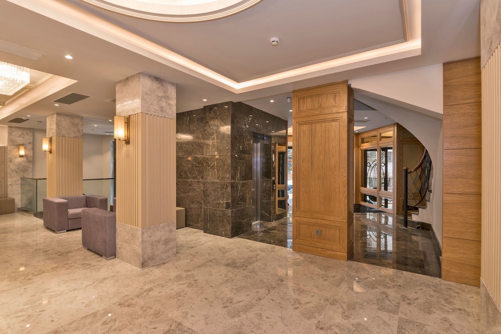 Golden Royal Hotel & Spa 8/50