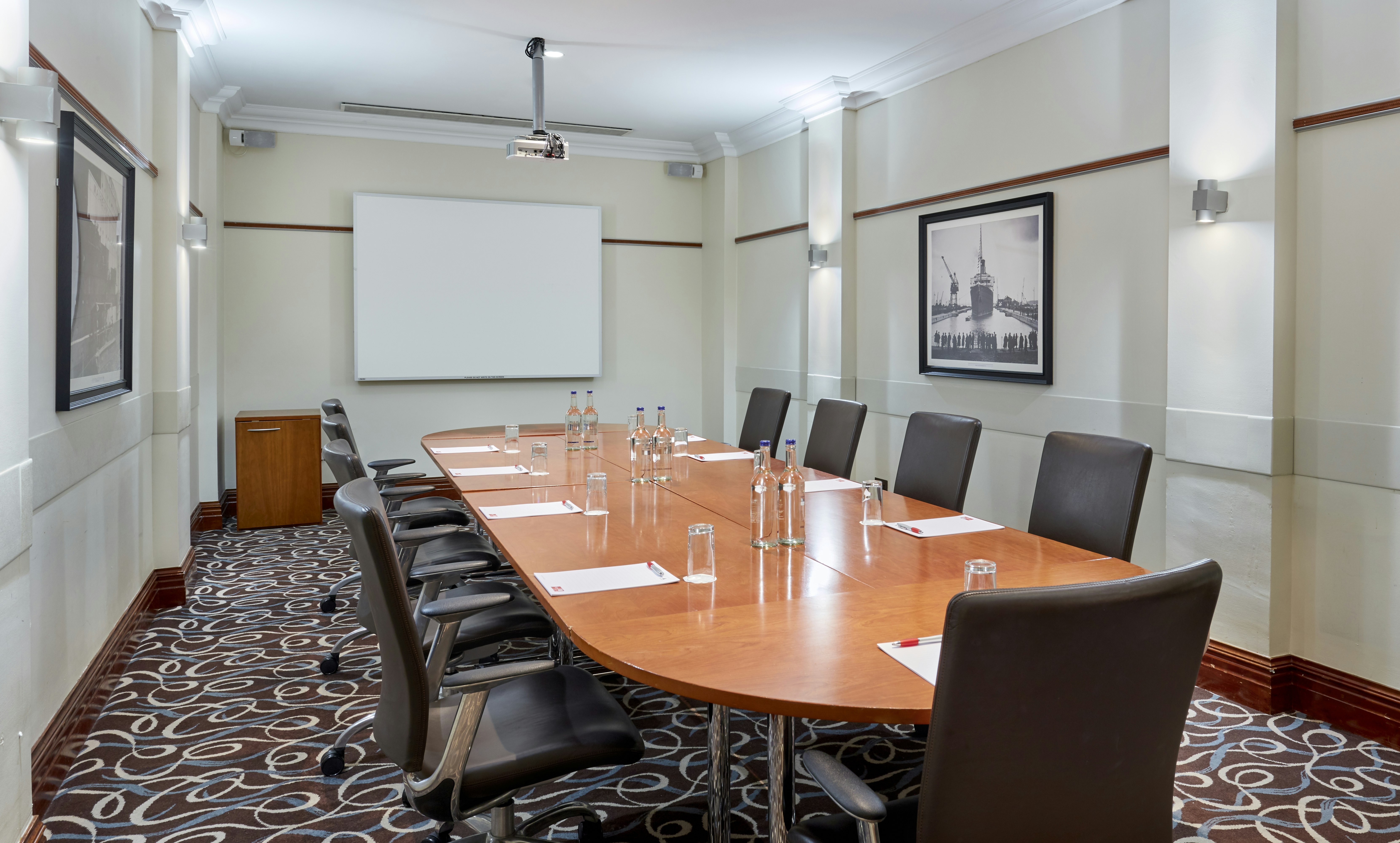 Leonardo Royal Hotel Southampton Grand Harbour 39/47