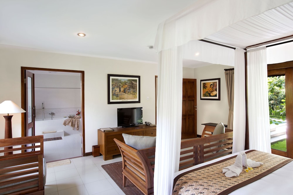 VILLA BERAWA BALI 58/77