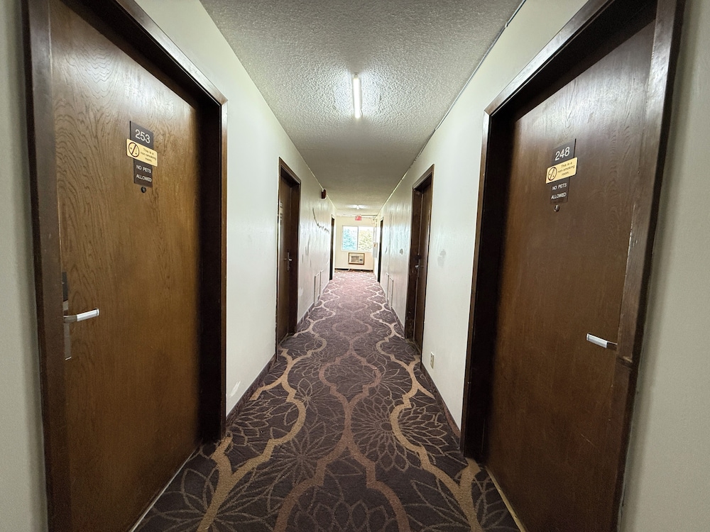 Island Inn 33/64