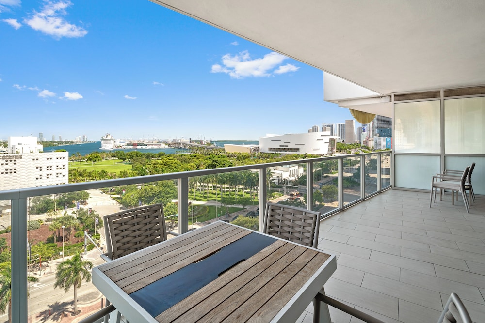 The Grayson Miami Downtown 25/49