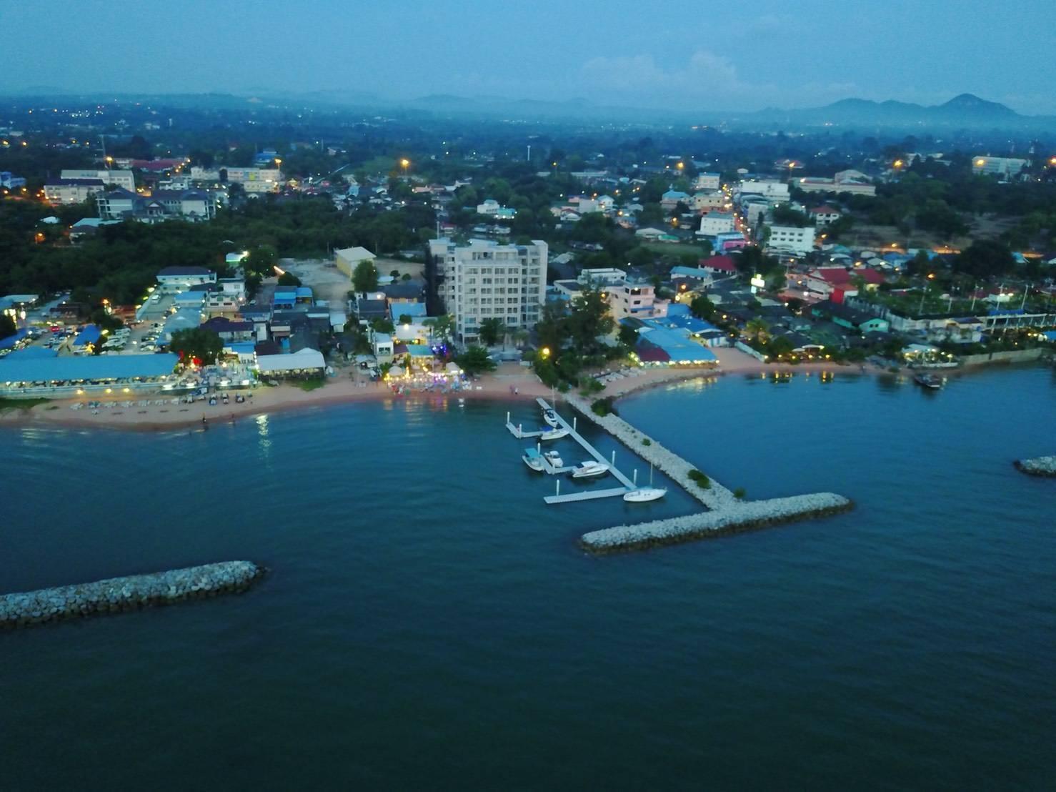 Worita Cove Hotel 41/44