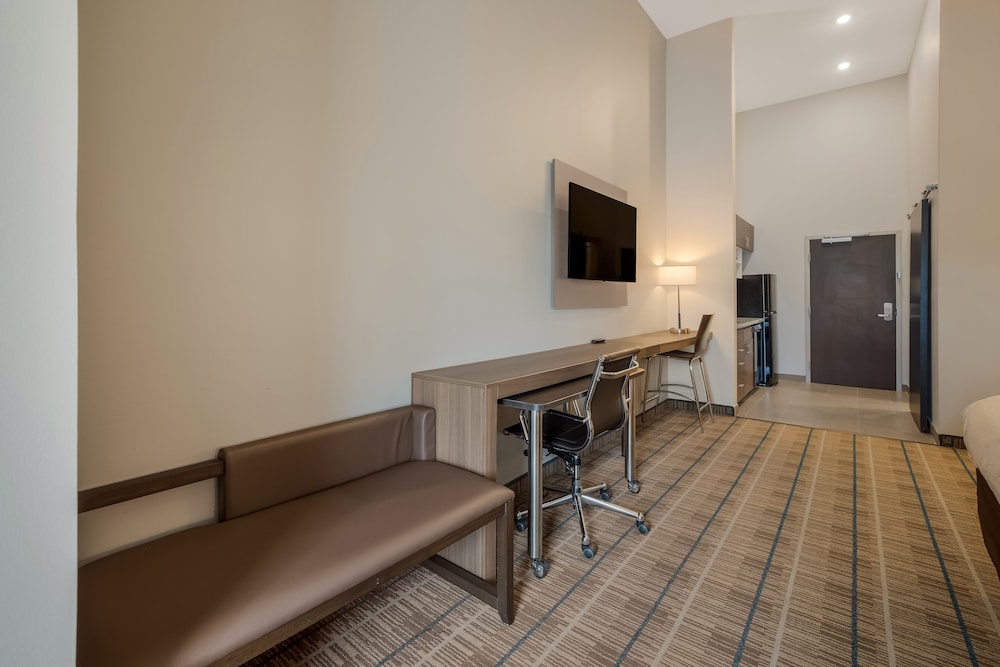 Hawthorn Extended Stay by Wyndham Sulphur (Lake Charles) 25/38